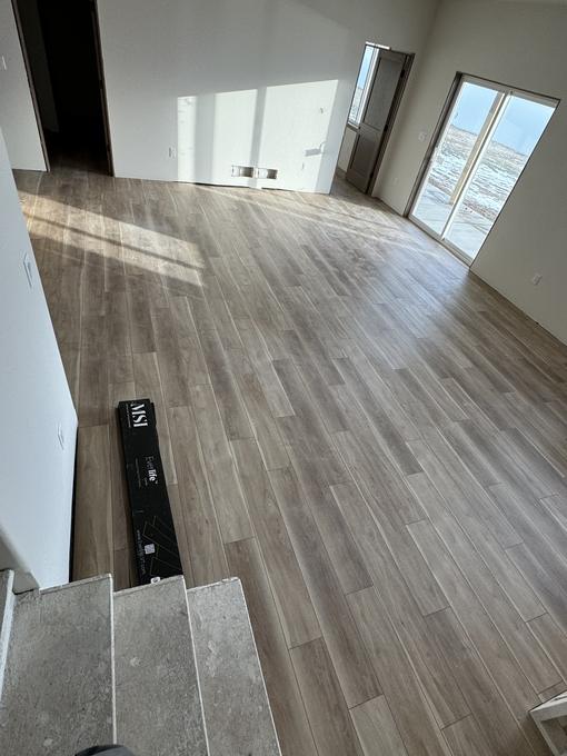 Wide-plank LVP through an open great room